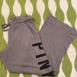 PINK Victoria’s Secret sweatpants in grey